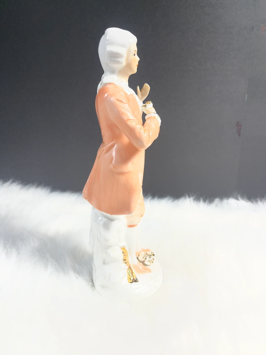 Vintage Porcelain Victorian/colonial gentleman - photo 3