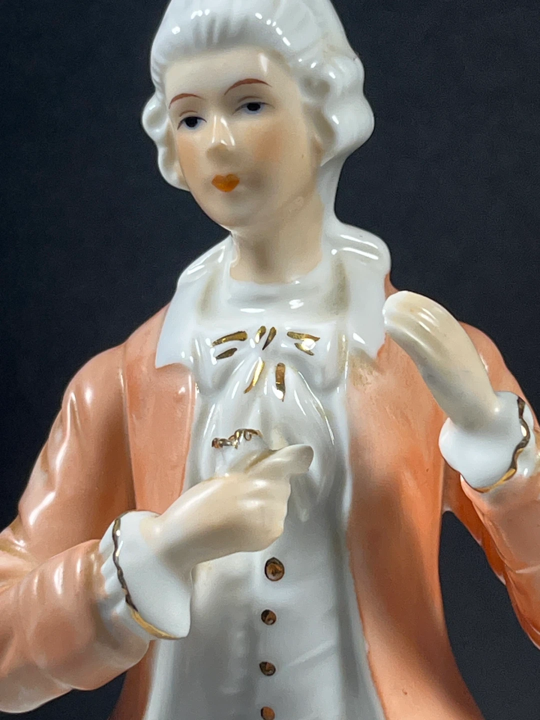 Vintage Porcelain Victorian/colonial gentleman - photo 5