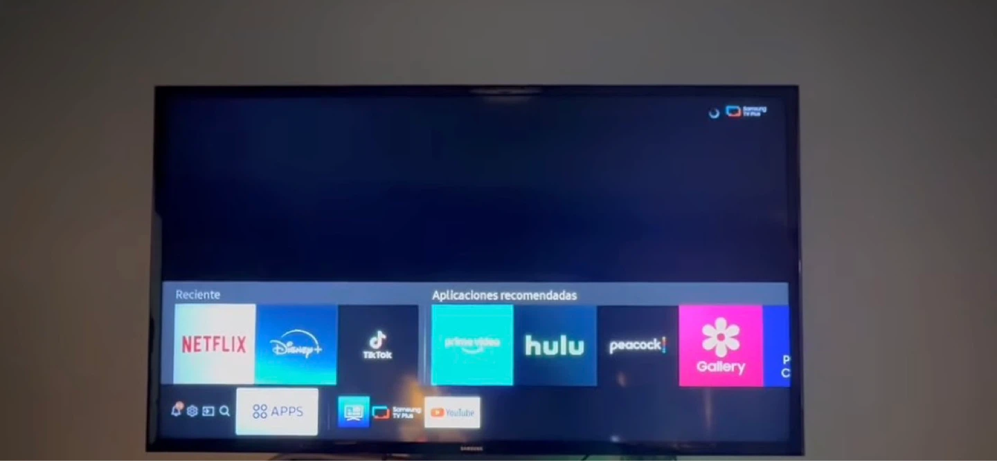 Samsung Smart TV with Streaming Apps