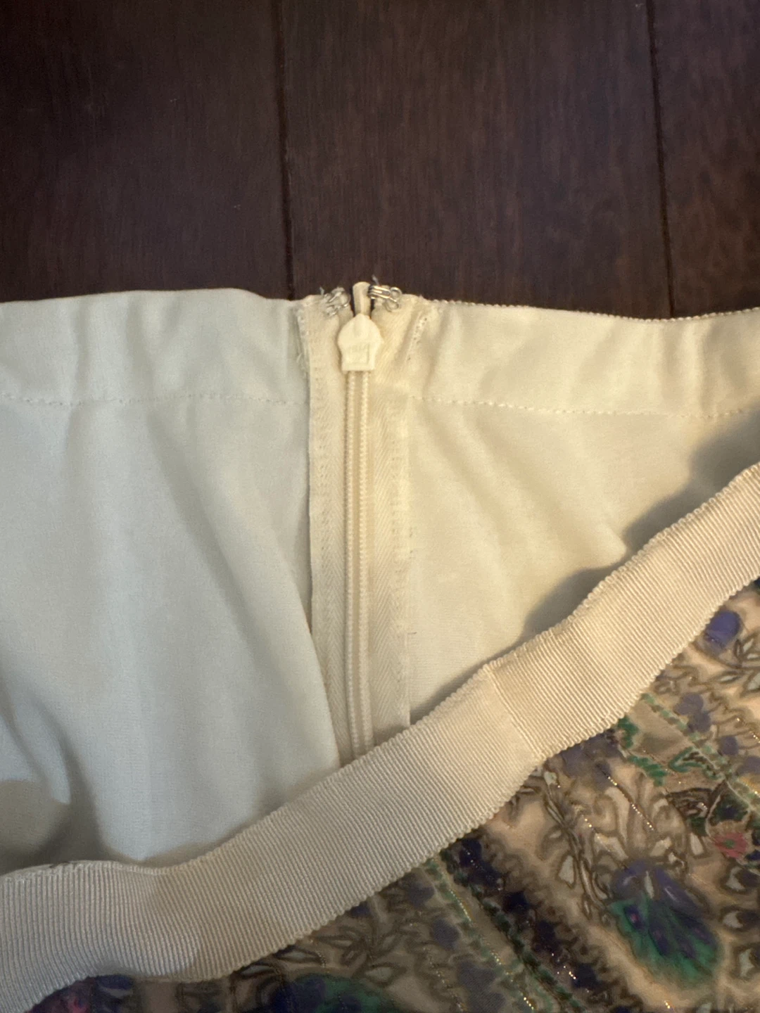American Eagle Outfitters Pleated Skirt - Size 6 - photo 3