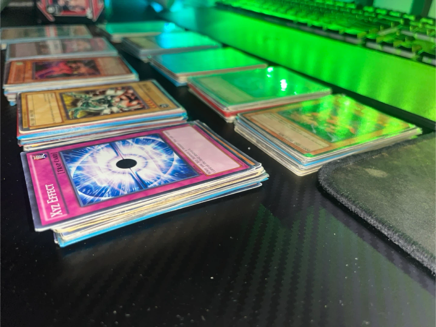 200 cards - Yu-Gi-Oh! Trading Card Collection - photo 3