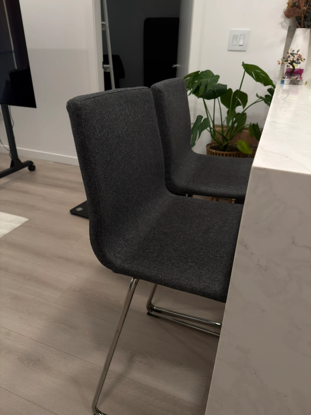 Ikea Bar Stool - photo 2