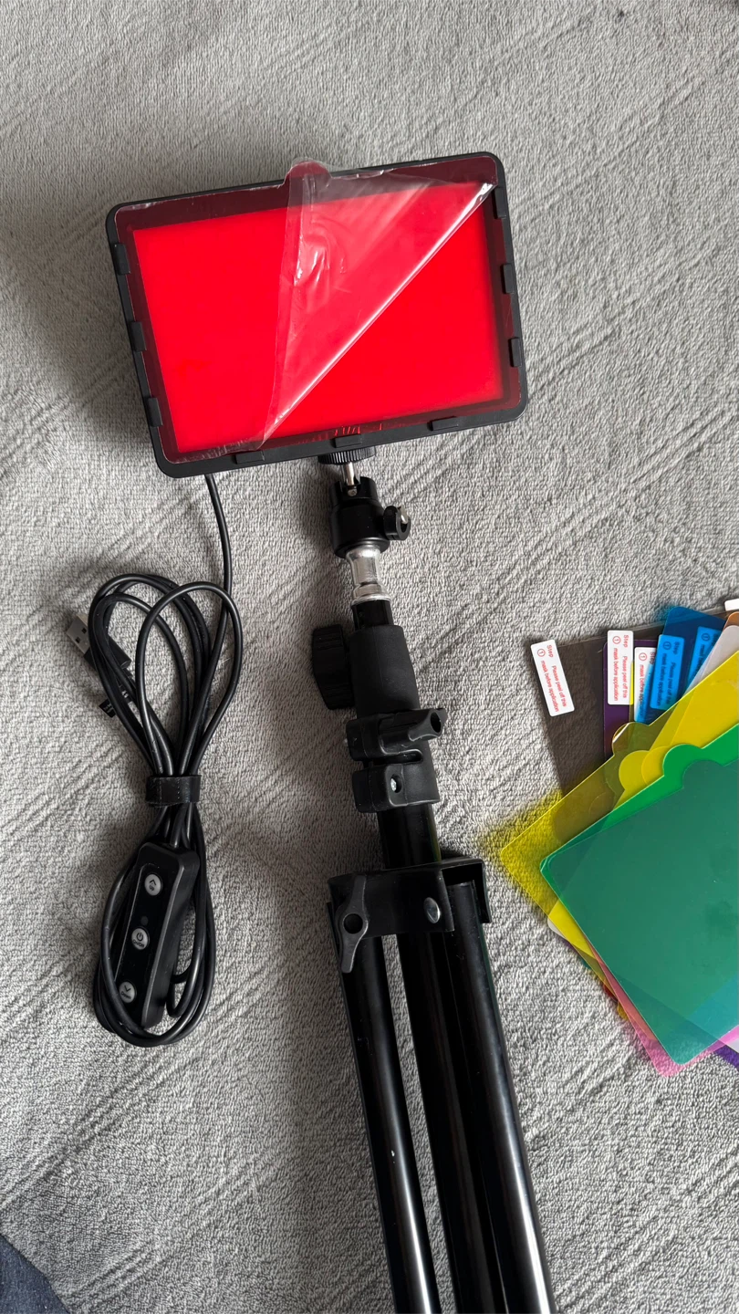 LED Studio Light with Tripod and Color Filters - photo 5