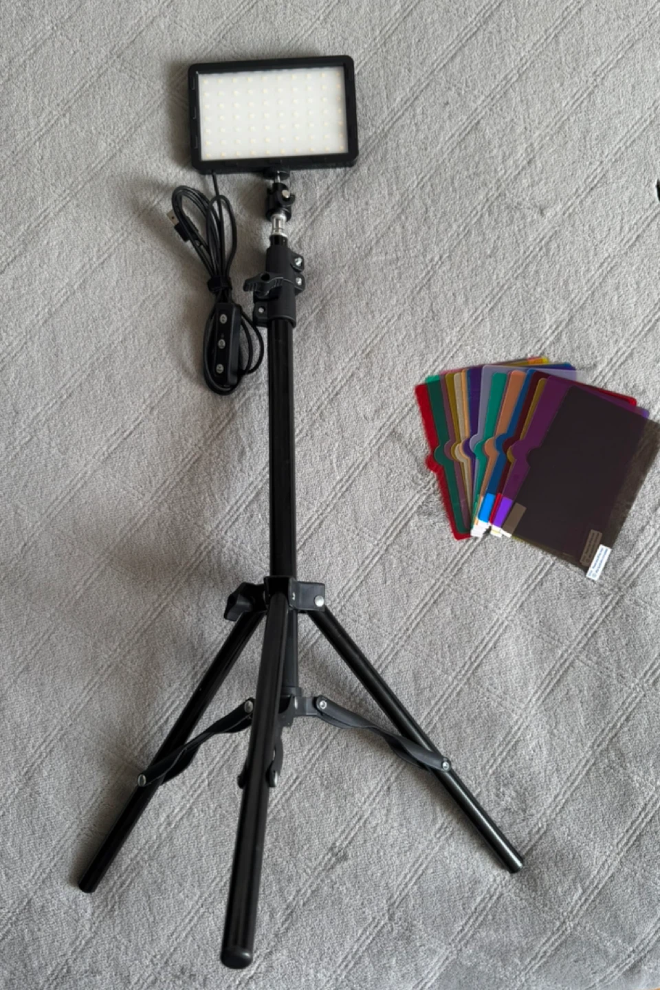 LED Studio Light with Tripod and Color Filters - photo 3