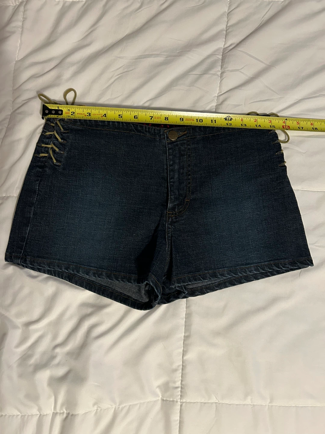 Vintage Y2K Mudd Lace-Up Jean Shorts Like New - photo 5