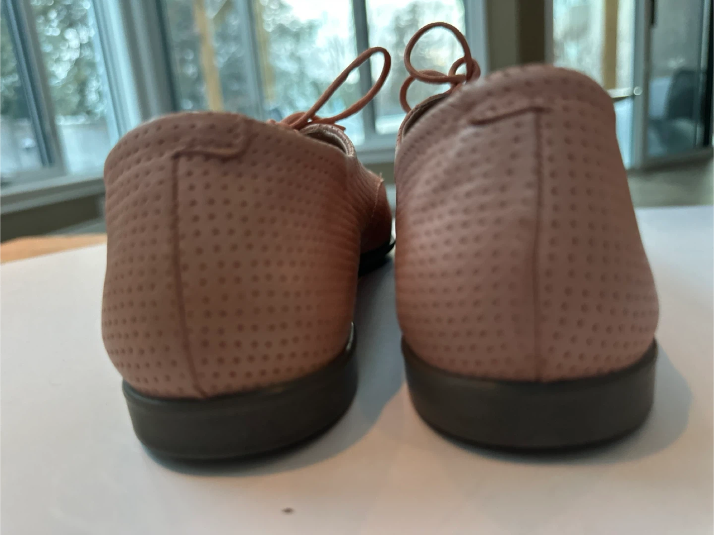 ECCO women’s  Perforated Leather Oxfords - Size 7/EU  38 - photo 4