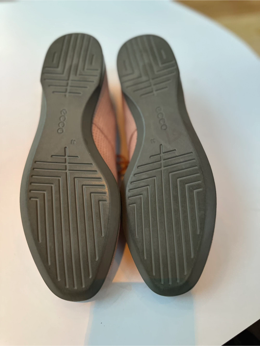 ECCO women’s  Perforated Leather Oxfords - Size 7/EU  38 - photo 5