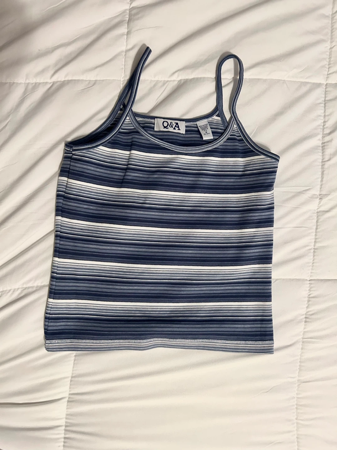 Vintage 90s/Y2K Q&A Blue & White Tank Top - Like New!