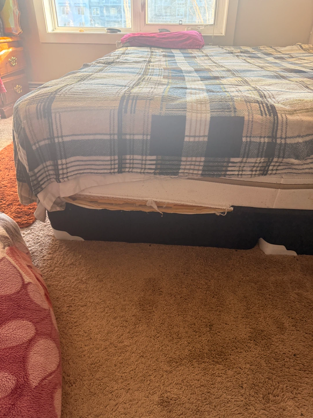 Bed Frame and queen mattress - photo 2