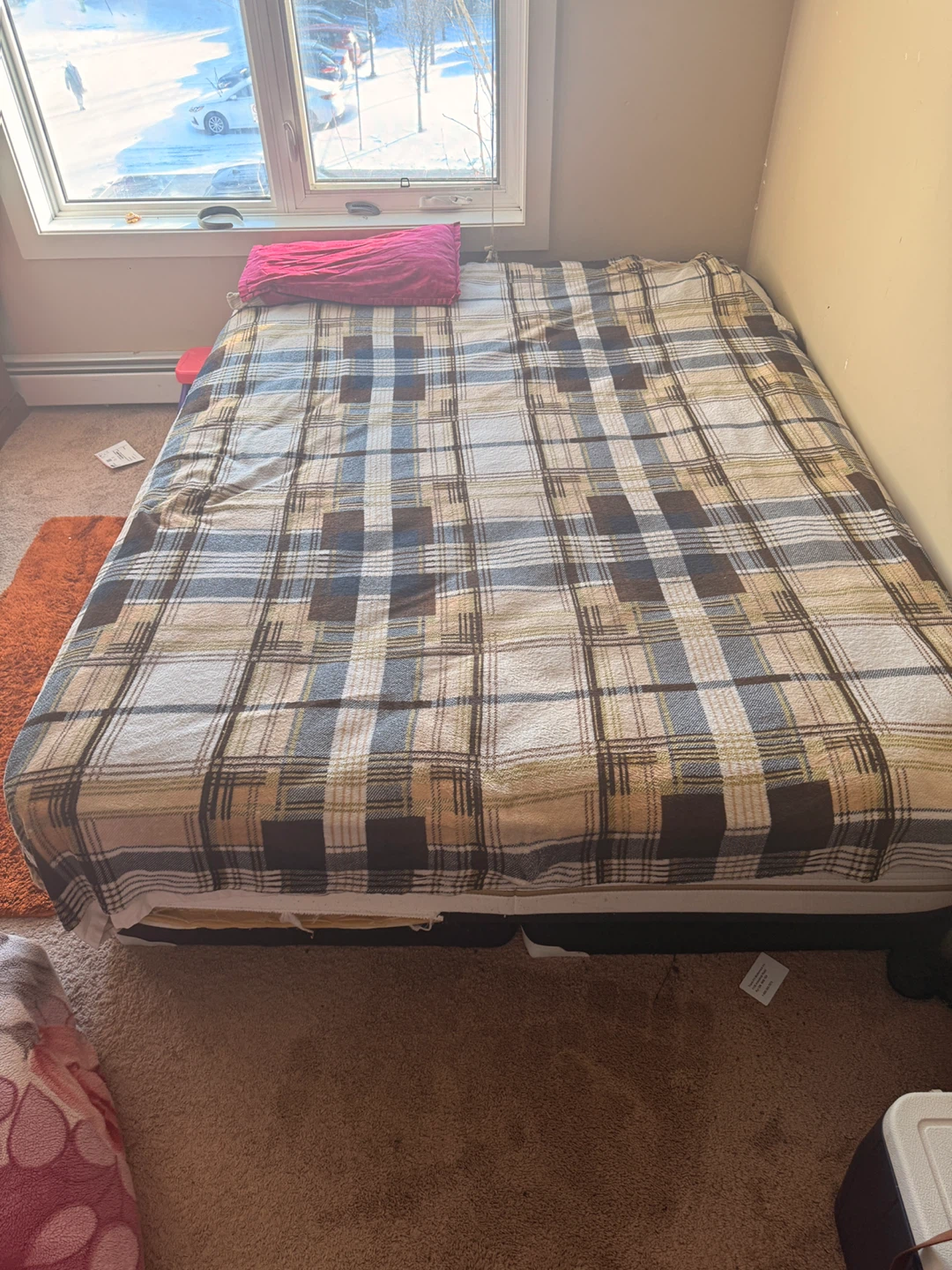 Bed Frame and queen mattress - photo 3