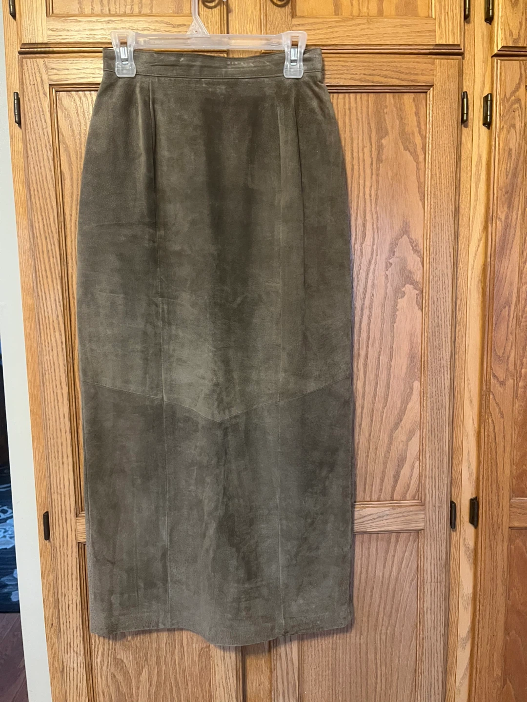 Danier Suede Maxi Skirt - Size 8-6