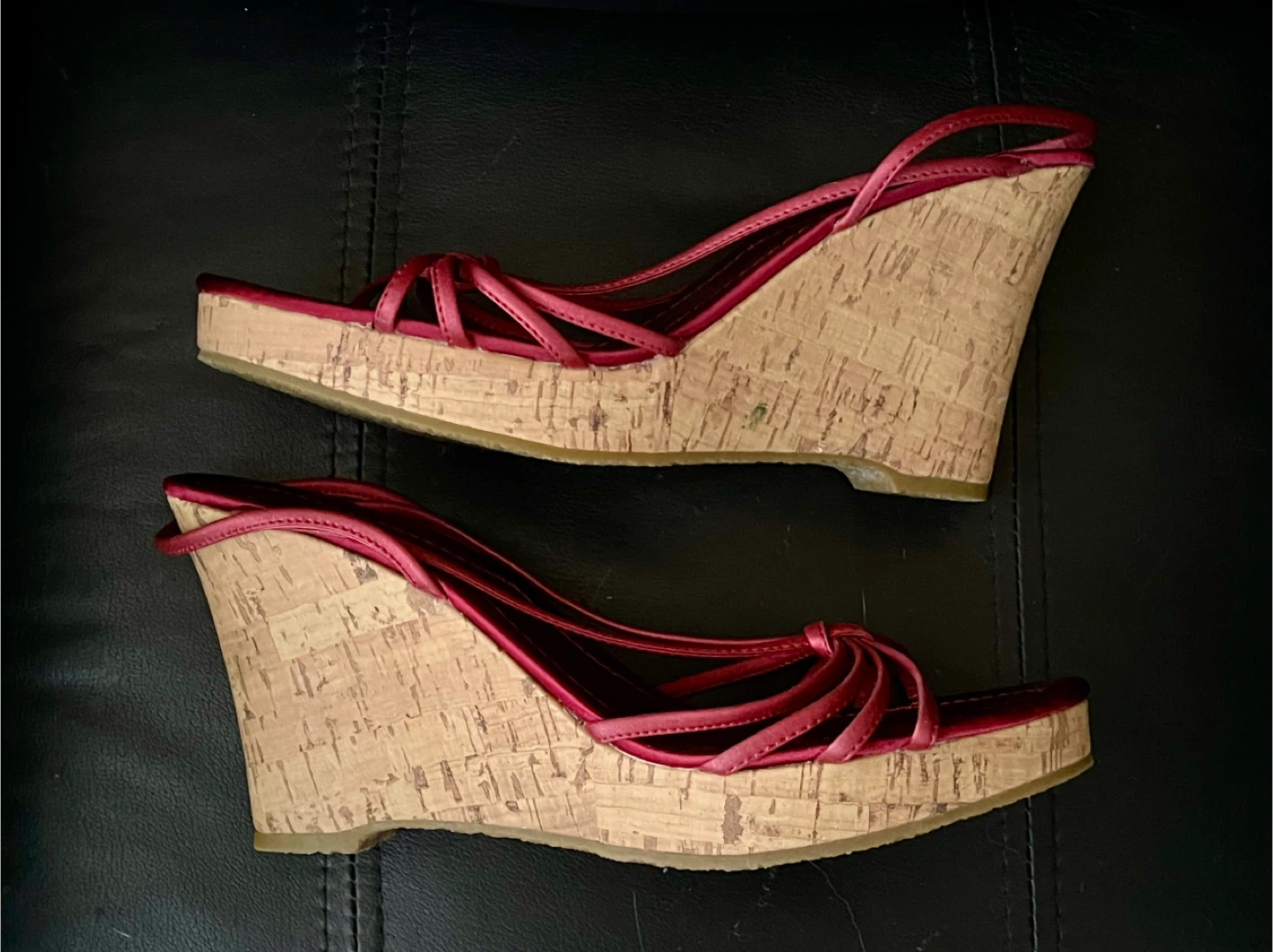 FIONI Red Wedge Sandals size 7.5 - photo 2