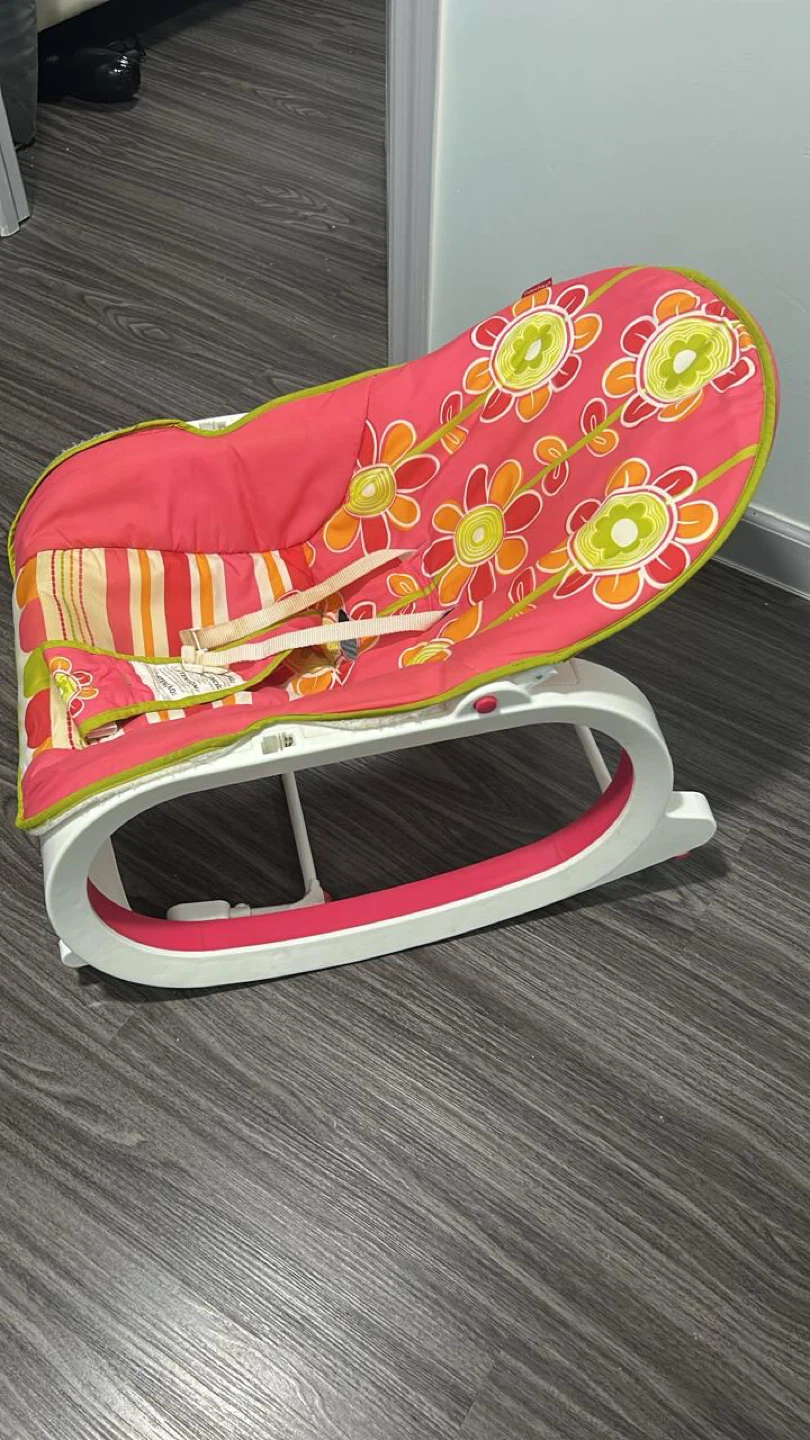 Fisher-Price Baby Bouncer Seat Pink Floral