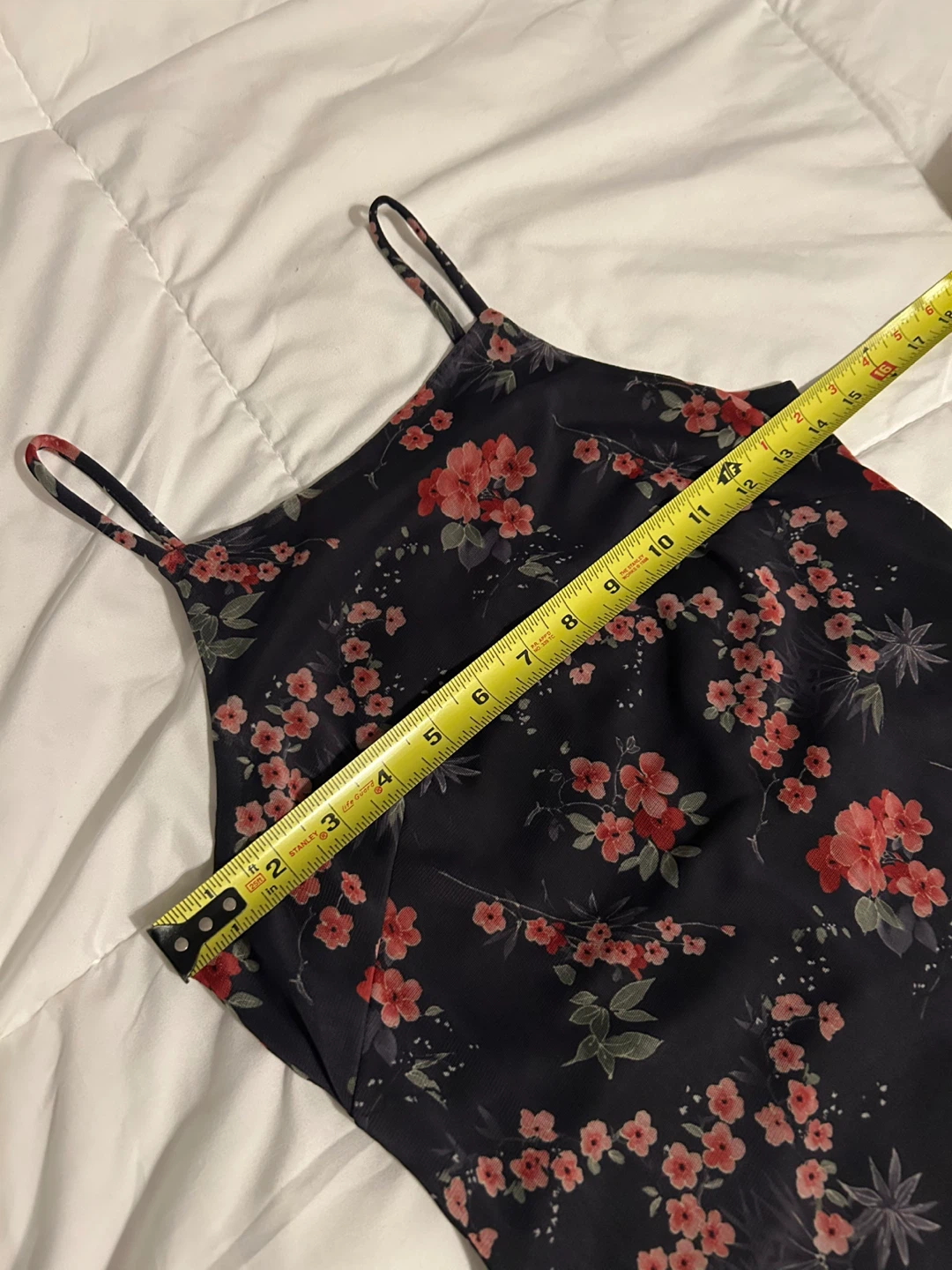 Vintage 90s Black & Red Floral SunDress Brand is Mirrors - photo 3