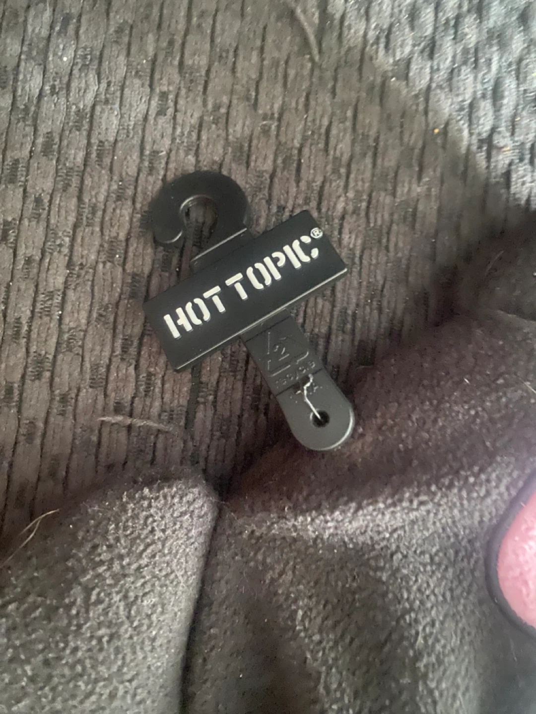 Hot Topic Kuromi Fleece Hooded Scarf - photo 3