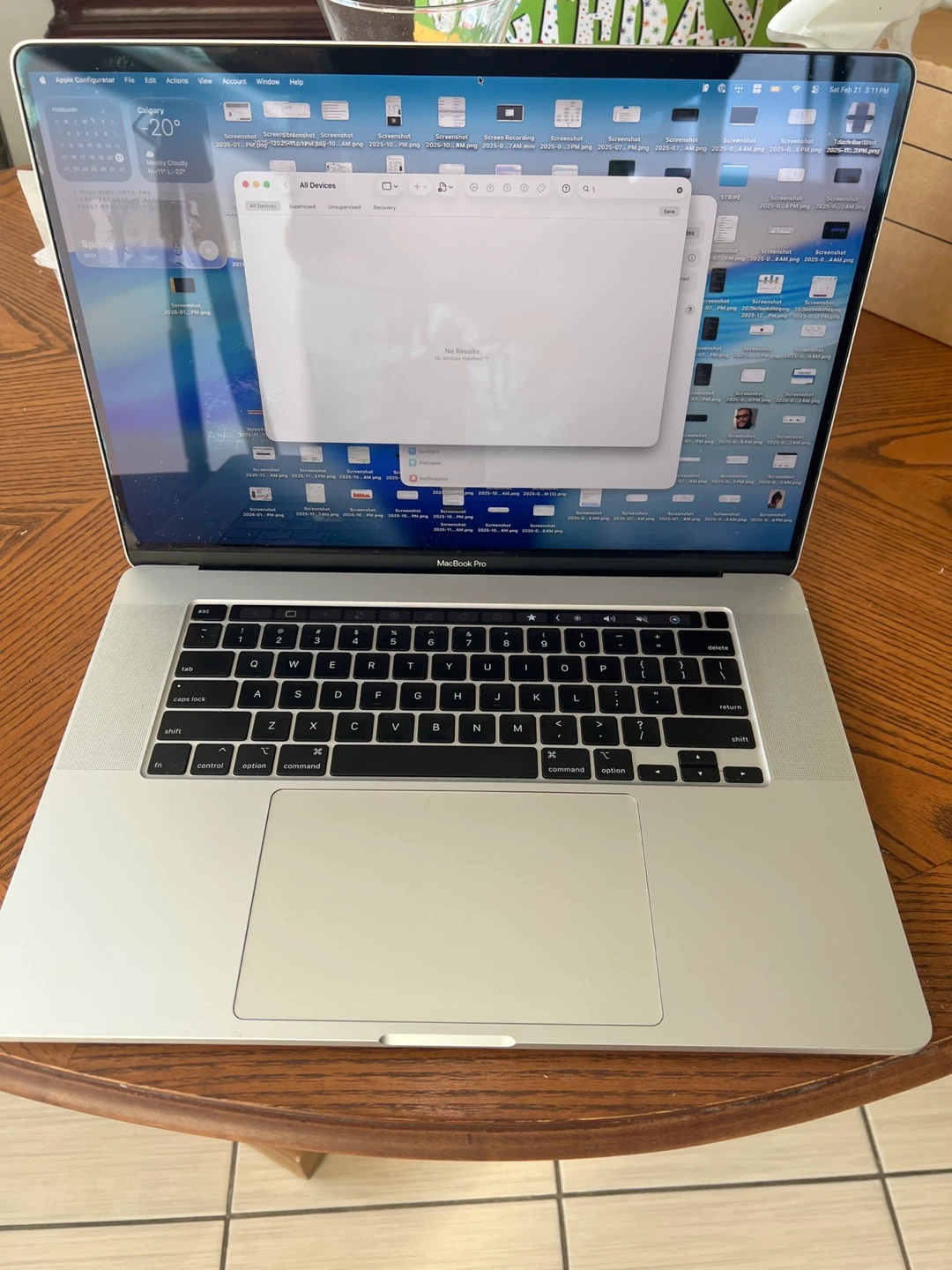 MacBook Pro Laptop - photo 2