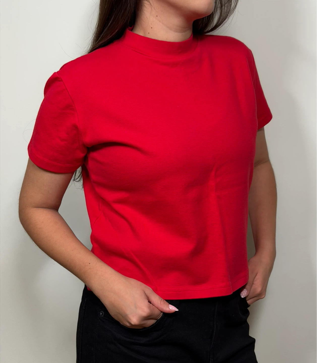 Red cropped top shirt