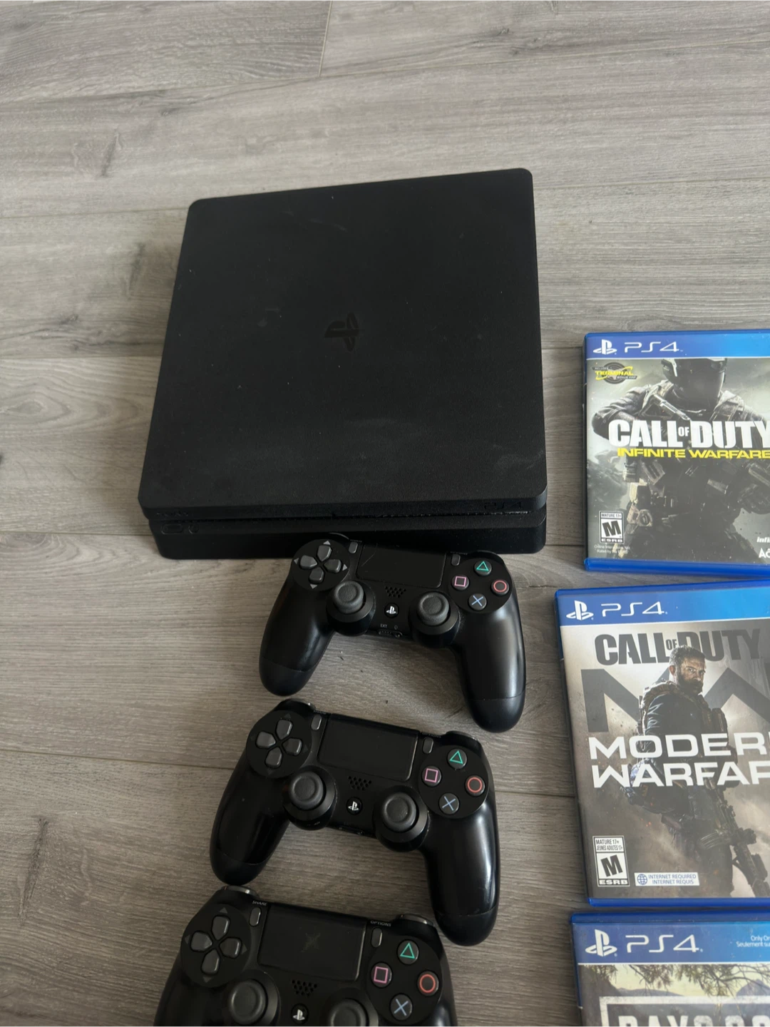 PS4 Slim Bundle + 3 Controllers + 10 Games + ZEN - photo 2