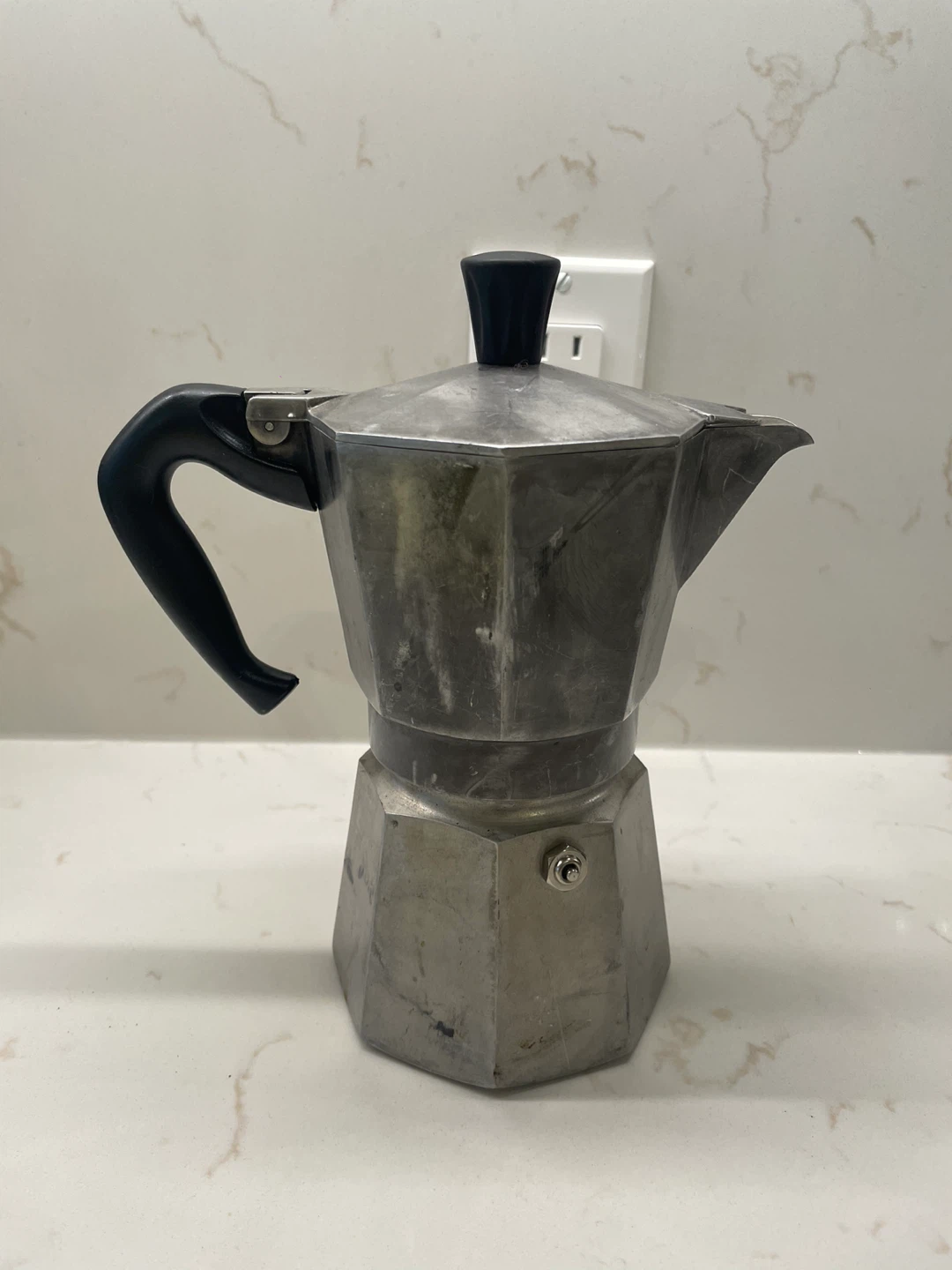 Bialetti Large Moka Express Espresso Maker - photo 2