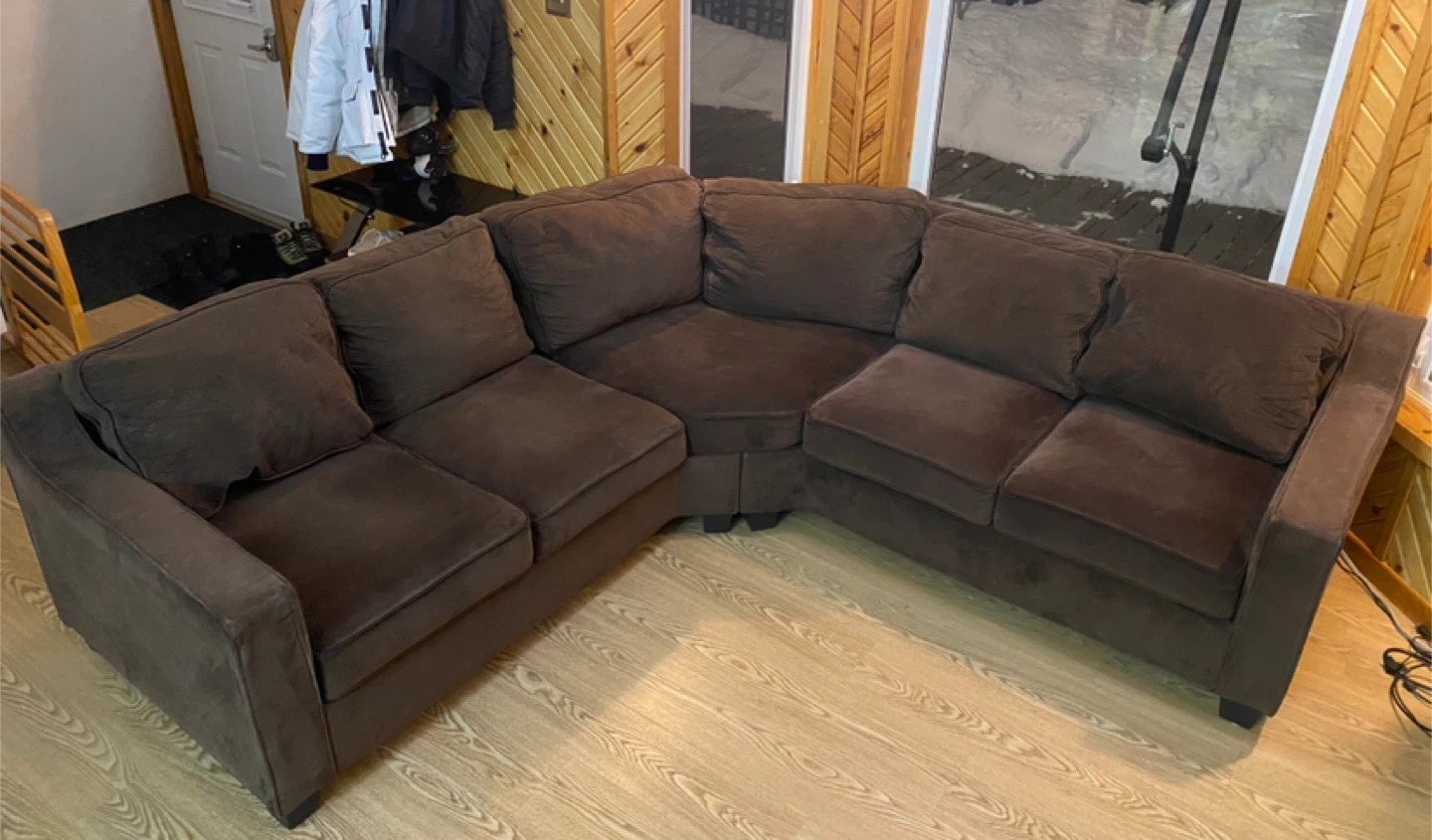 Large 2-Piece L-Shaped Sectional Sofa (CAN DELIVER)