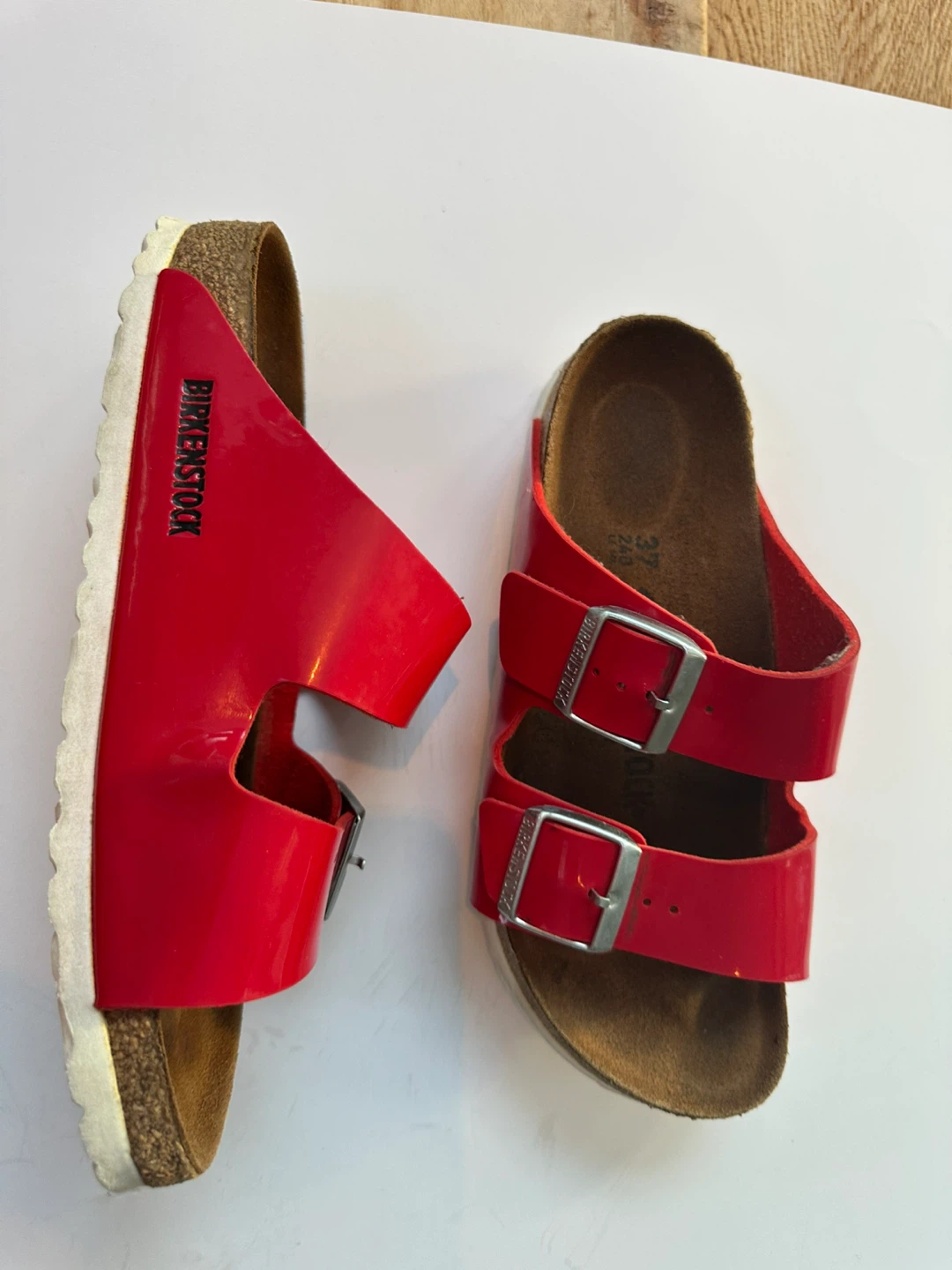 Birkenstock Arizona Red Patent Sandals Sz. 6/EU37 - photo 3