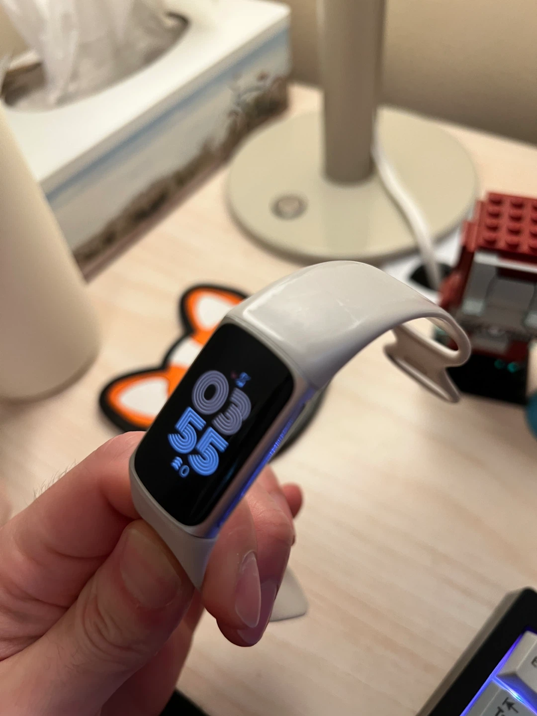 Fitbit charge 6 with 2 charging cables - photo 2