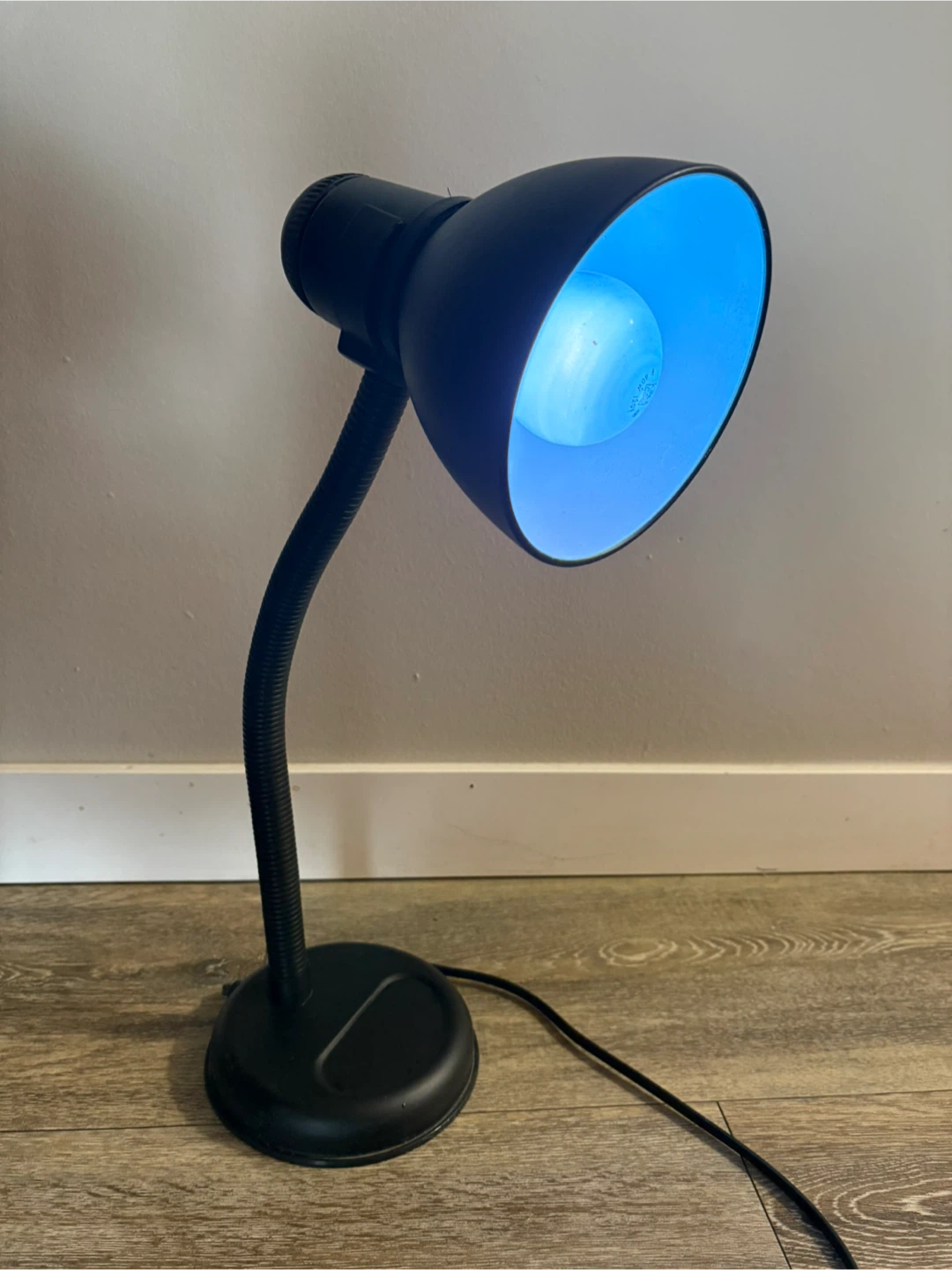 Adjustable Desk Lamp - photo 3