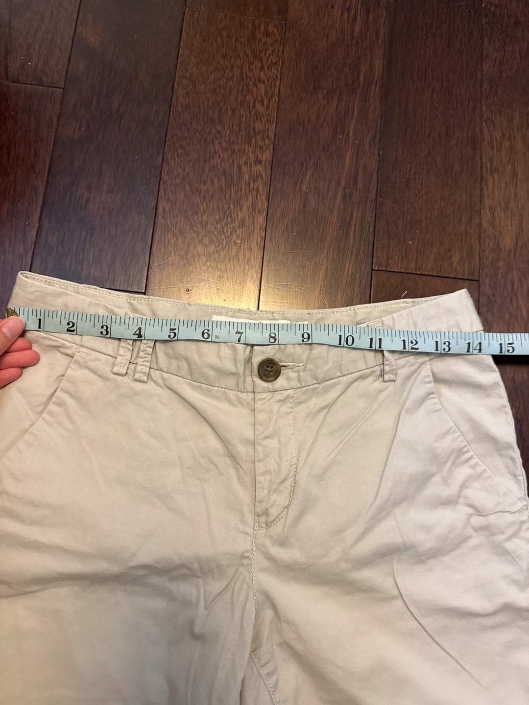 H&M L.O.G.G. Women's Beige Shorts - Size 4 - photo 5