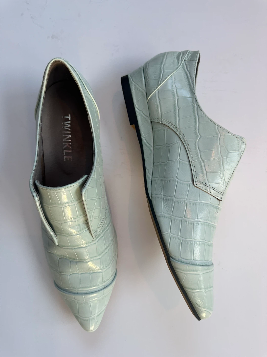 NEW! TWINKLE Women's Pale Blue Croc-Embossed Loafers Sz. 6/ EU37 - photo 3