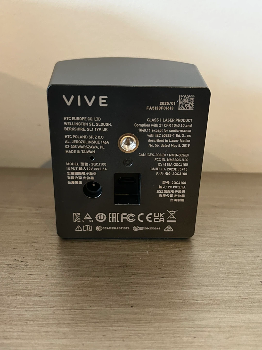 VIVEPRO StreamVR Base Station 2.0 - Brand New - photo 4