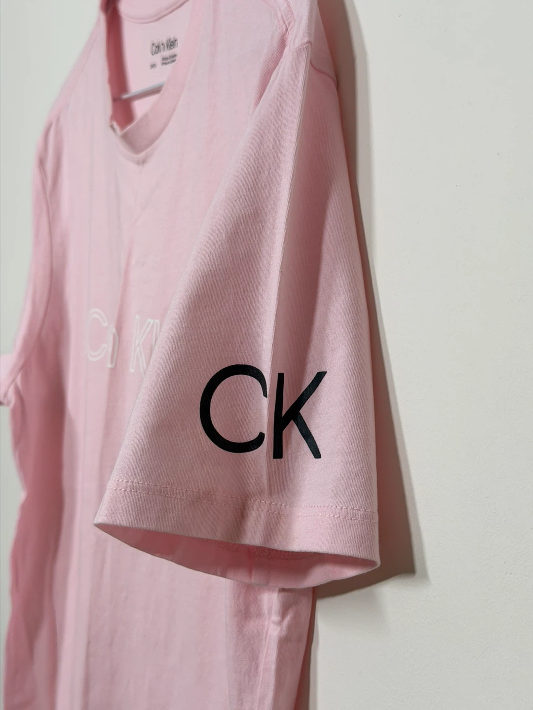 Calvin Klein Tshirt - photo 4