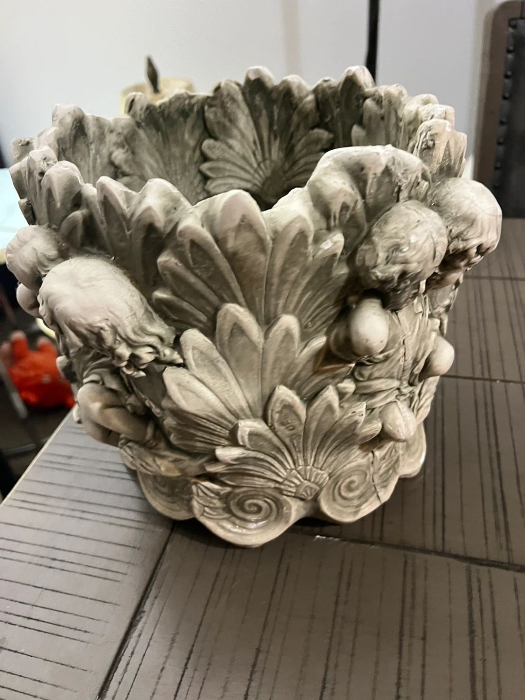 Cherub Angel Outdoor Planter Pot - photo 4