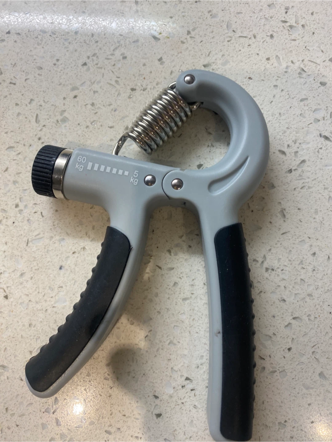 Adjustable hand grip $10