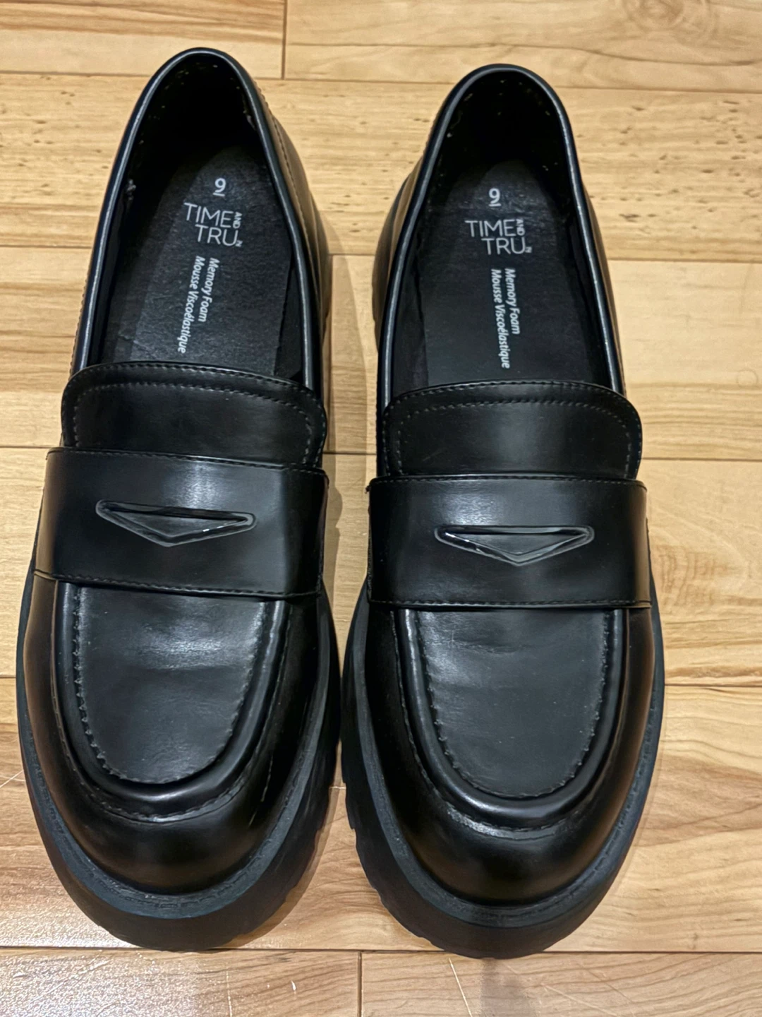 Women’s Loafers Size 9