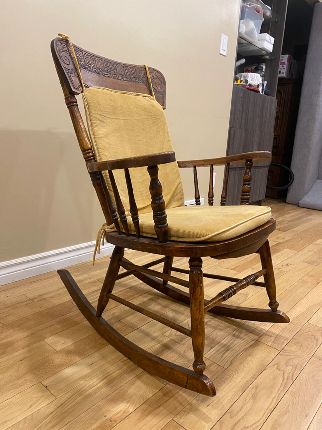 Vintage Solid Wood Rocking Chair (CAN DELIVER) - photo 2