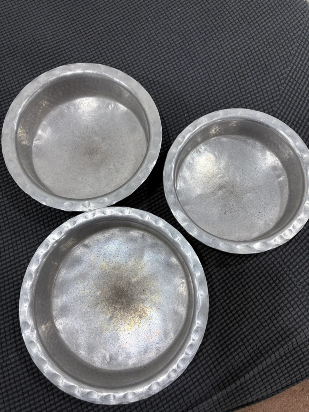 Set of 3 Aluminum Serving Bowls - photo 3