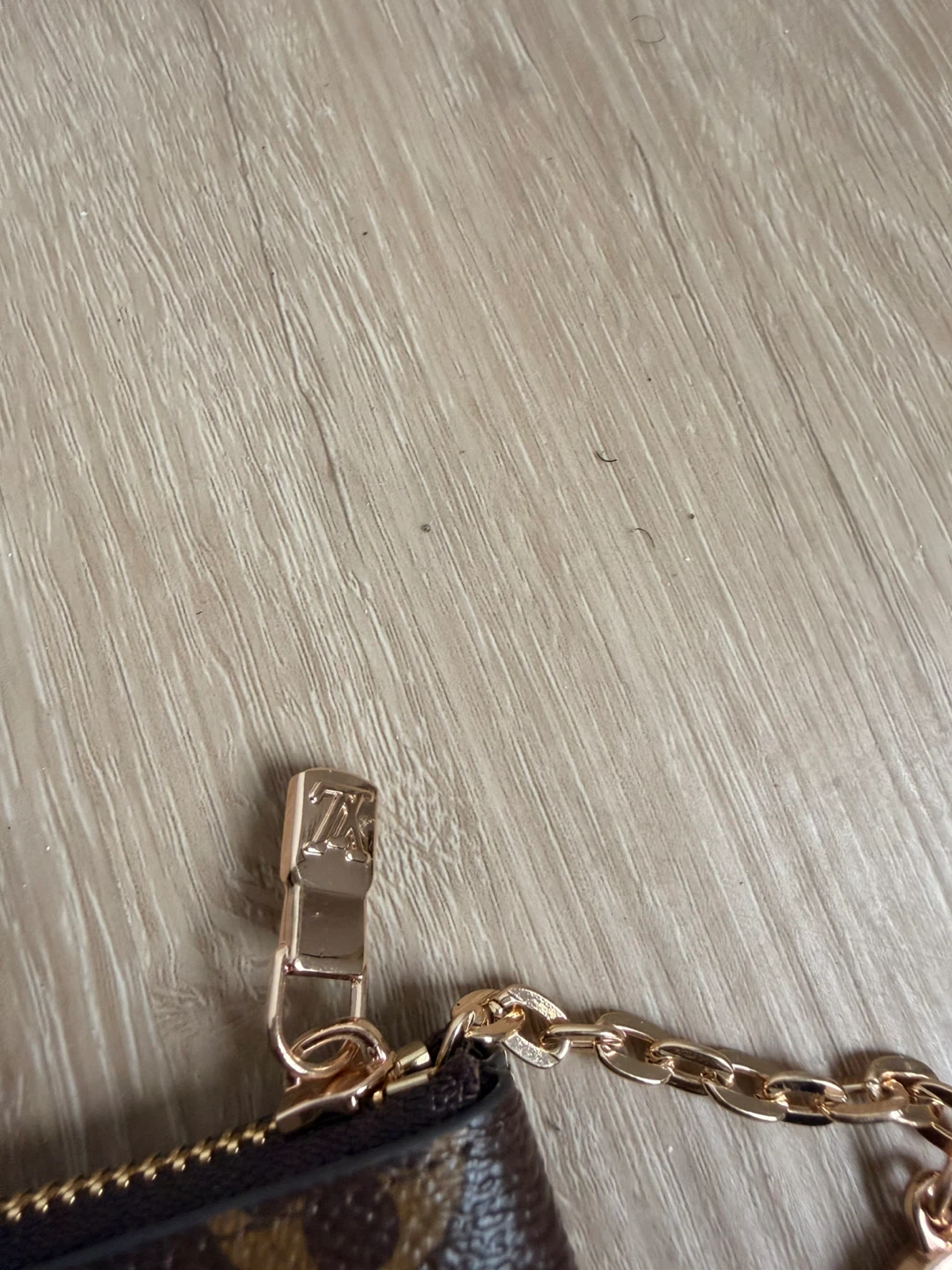 Louis Vuitton Monogram Pouch with Keyring - photo 4