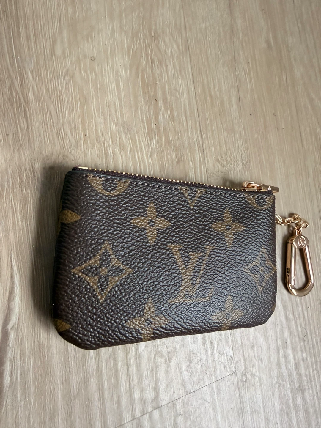 Louis Vuitton Monogram Pouch with Keyring - photo 2