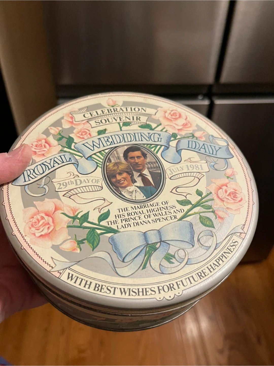 Royal Wedding Celebration Souvenir Tin - July 1981