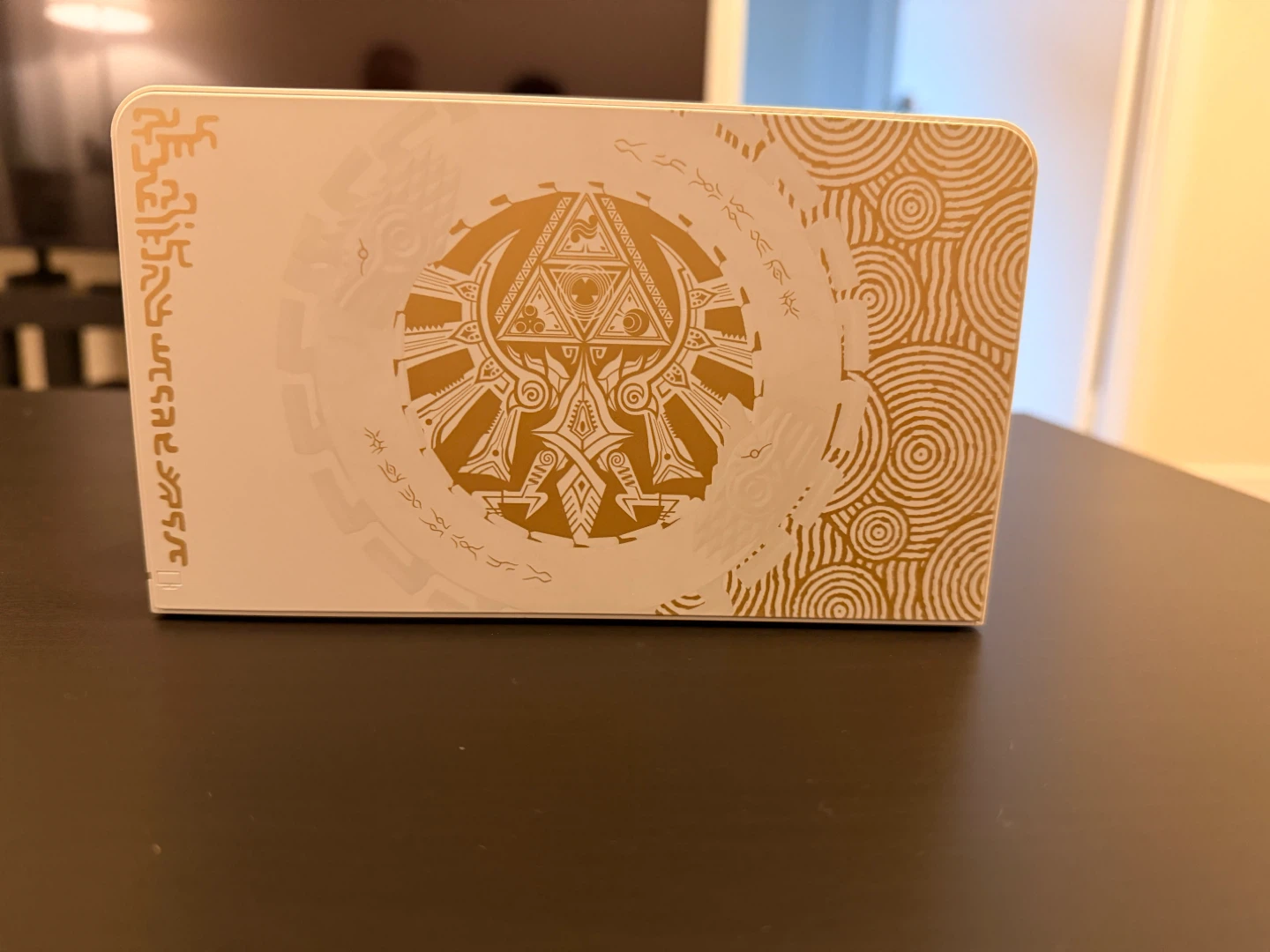 Nintendo Switch Console with Legend of Zelda Dock - photo 4