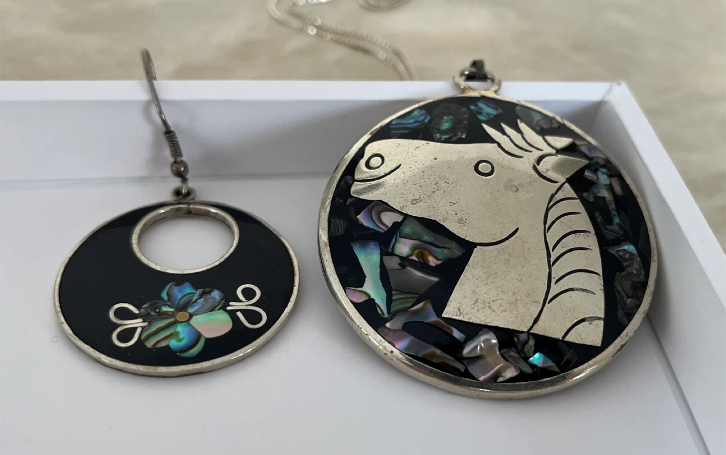 Women Necklaces and Earrings - photo 4