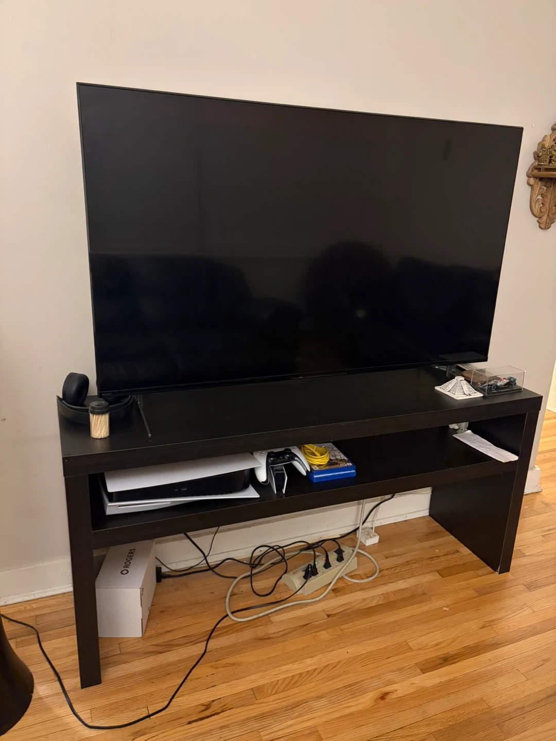 TV stand - photo 2