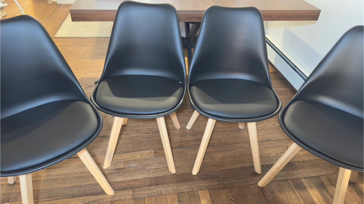 Set of 4 Black Dining Chairs with  clear Legs