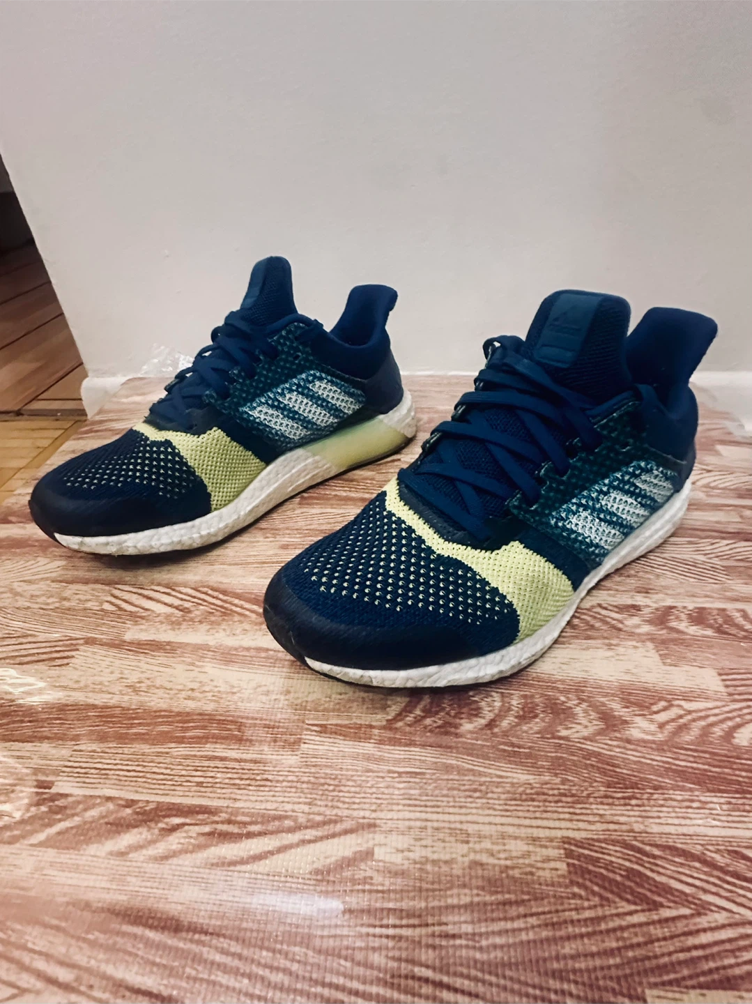 Adidas Ultraboost Running Shoes Size 9.5