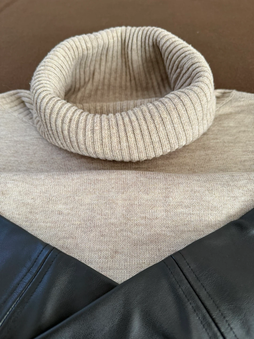 🥕 Winter Turtleneck Sweater - photo 3