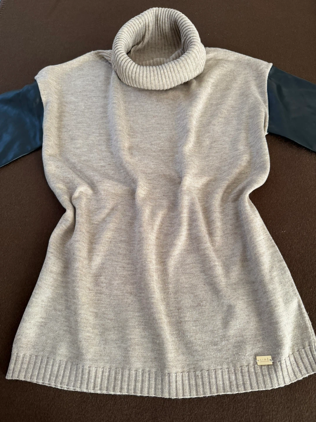 🥕 Winter Turtleneck Sweater