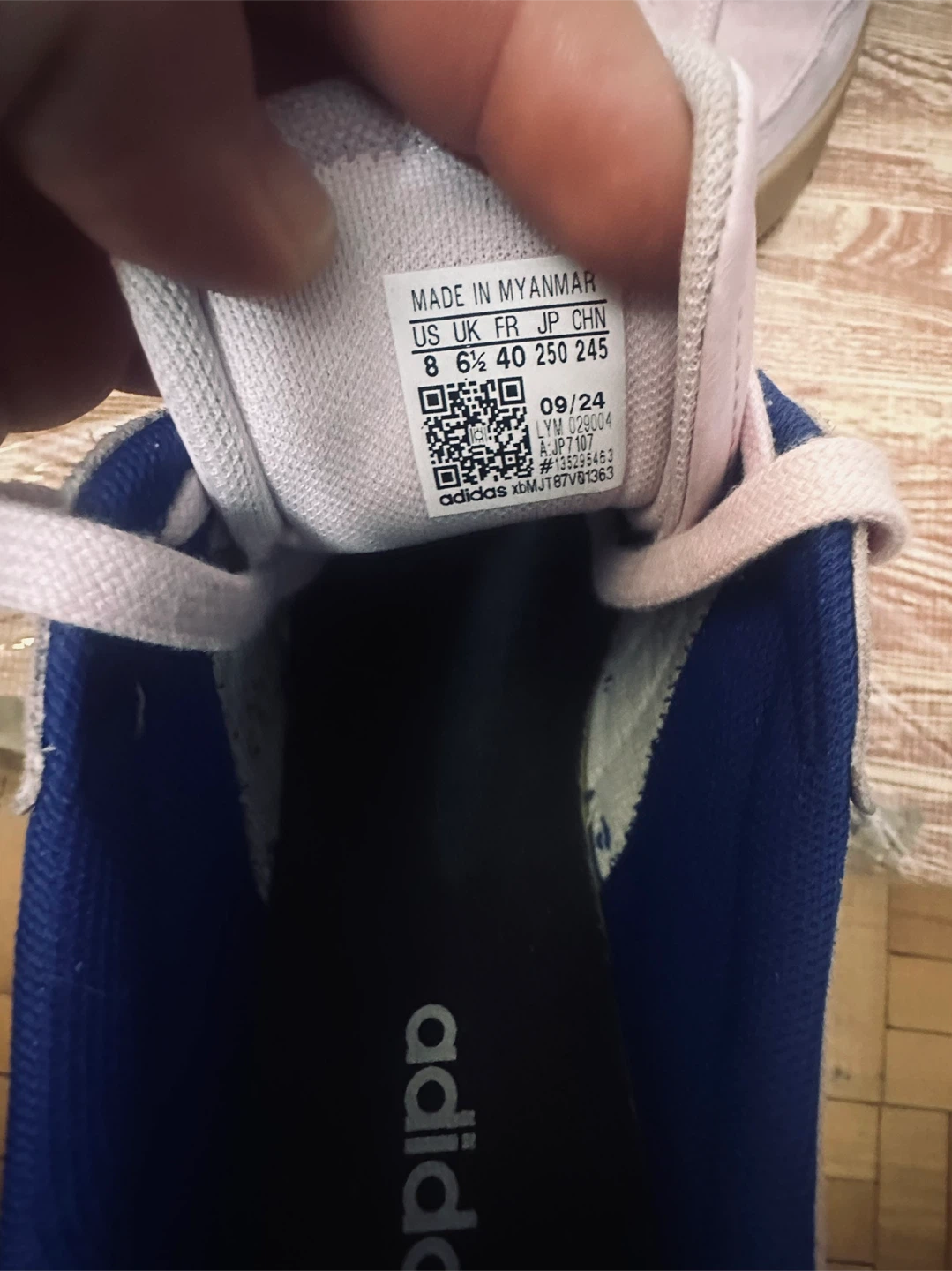 Adidas Pink & Blue Sneakers Size 8 - photo 4