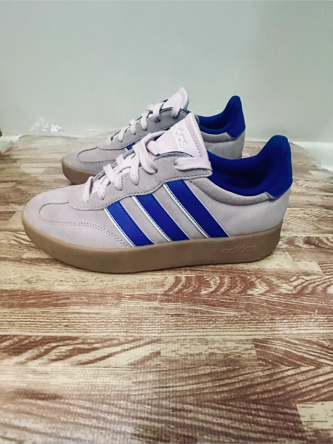 Adidas Pink & Blue Sneakers Size 8 - photo 5