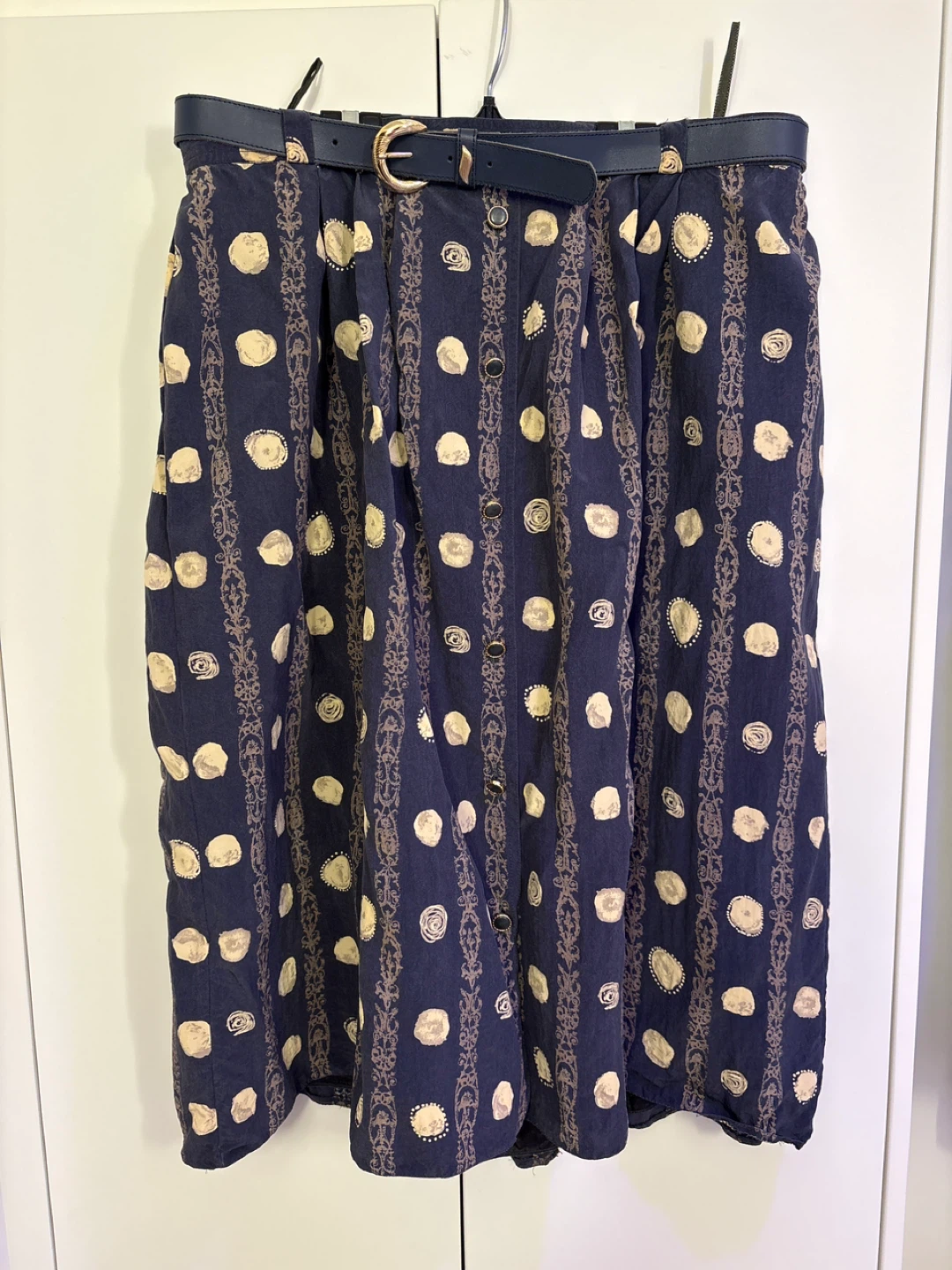 Delmod intl silk skirt lined with belt
