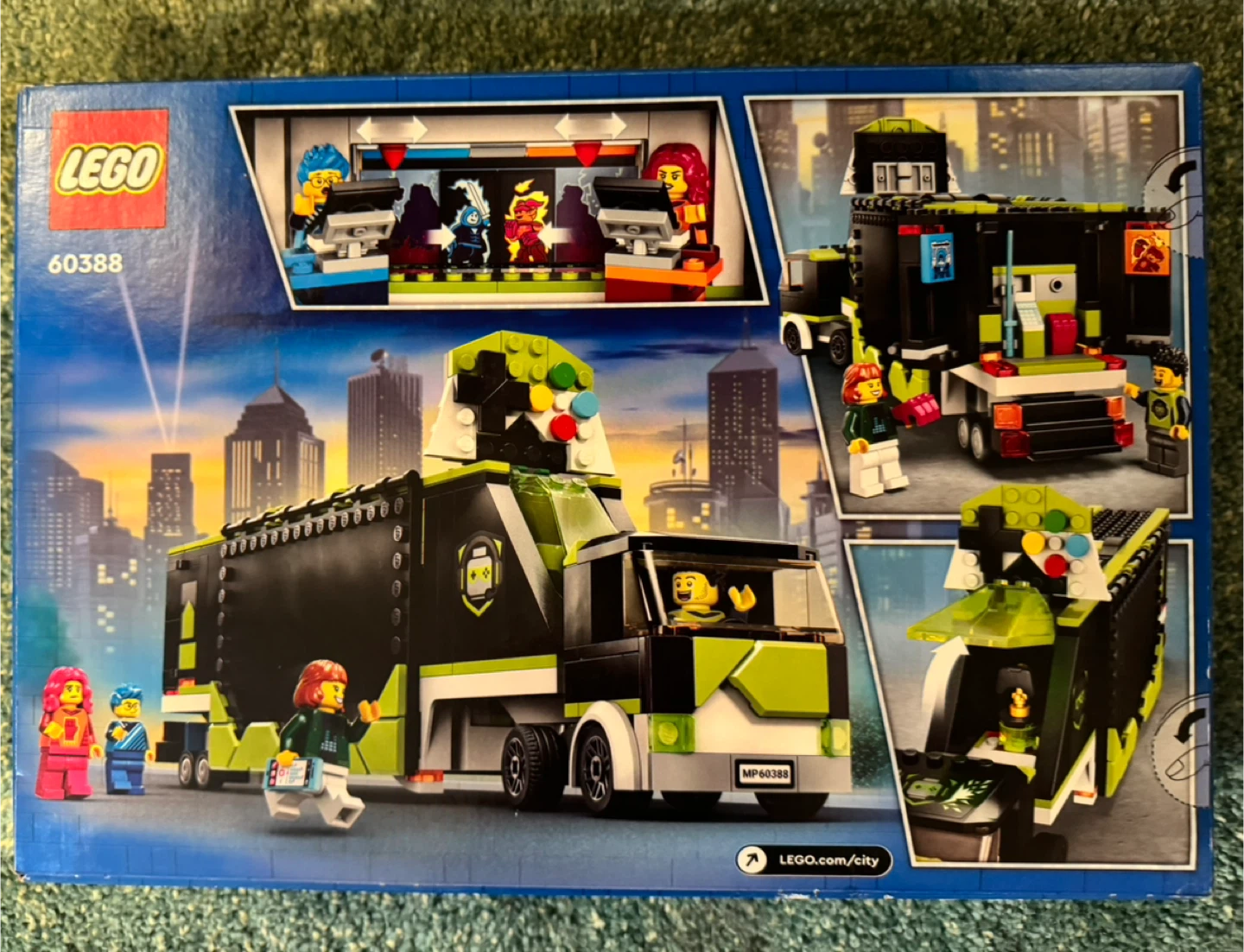 LEGO City Gaming Tournament Truck Set 60388 - photo 2